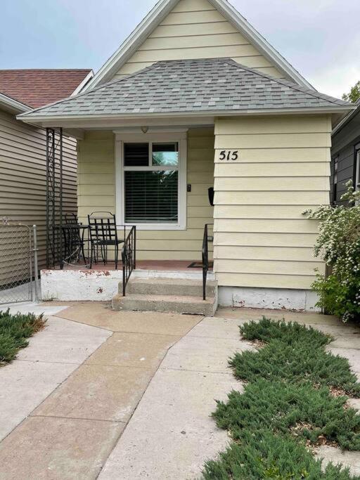 This Little House Close To Hospital,Downtown & Cfd Apartment Cheyenne Exterior photo